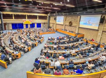 photo of UNEA meeting in progress in UNON